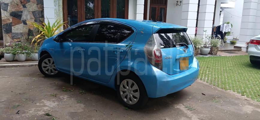 Toyota Aqua 2013 - பயன்படுத்தப்பட்டது கார் sale in Sri Lanka - patpat.lk