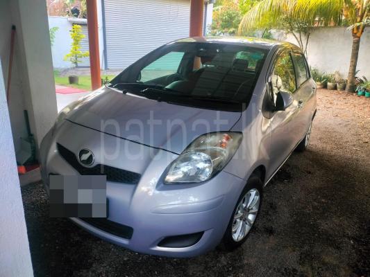 Toyota Vitz 2010 -  கார் sale in Sri Lanka - patpat.lk
