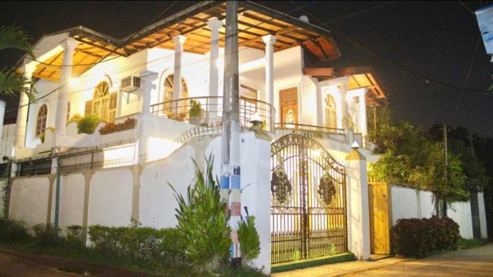 House for Sale in Boralesgamuwa