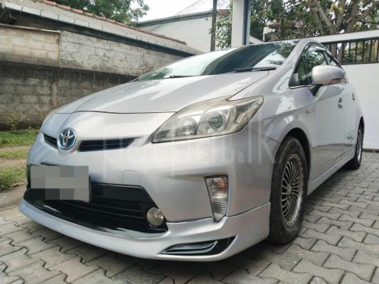 Toyota Prius 2012 - பயன்படுத்தப்பட்டது கார் sale in Sri Lanka - patpat.lk