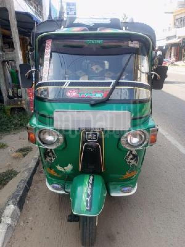 Bajaj 4 stroke 2013 - Used Three wheeler sale in Sri Lanka - patpat.lk