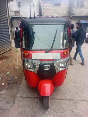 Bajaj Three Wheel 2015 - Used Three wheeler sale in Sri Lanka - patpat.lk