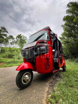 Bajaj 4 stroke 2020 - Used Three wheeler sale in Sri Lanka - patpat.lk