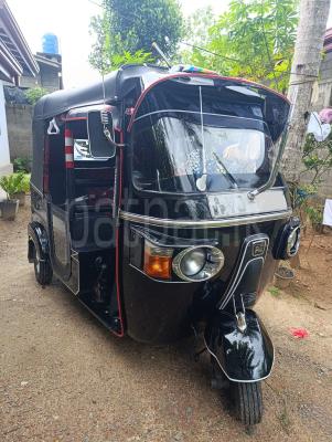 Bajaj 4 stroke 2011 - பயன்படுத்தப்பட்டது முச்சக்கர வண்டி sale in Sri Lanka - patpat.lk