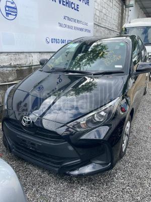 Toyota Yaris 2023 - மறுசீரமைக்கப்பட்டது கார் sale in Sri Lanka - patpat.lk