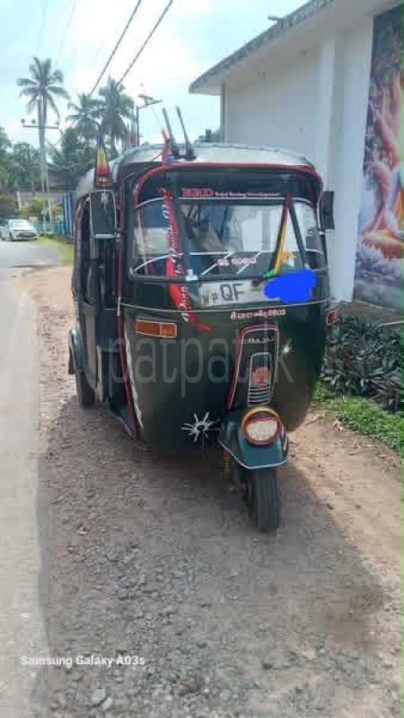 Bajaj 4 stroke 2006 - Used Three wheeler sale in Sri Lanka - patpat.lk