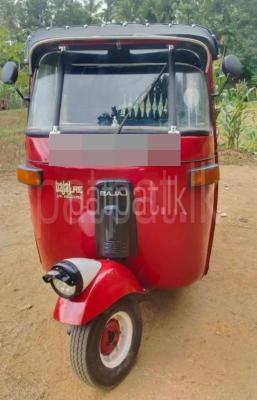 Bajaj Three Wheel 2009