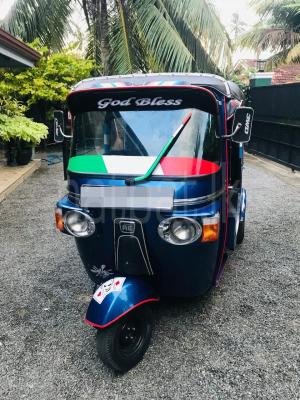 Bajaj 4 stroke 2010 - Used Three wheeler sale in Sri Lanka - patpat.lk