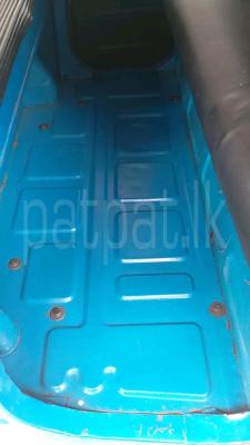 Bajaj Three Wheel 2011 -  Three wheeler sale in Sri Lanka - patpat.lk