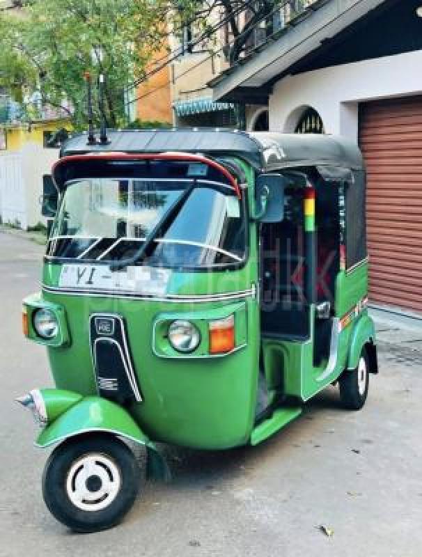 Bajaj 4 stroke 2011 -  முச்சக்கர வண்டி sale in Sri Lanka - patpat.lk