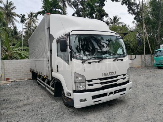 Isuzu Forward 2018