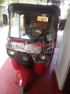 Bajaj Three Wheel 2015