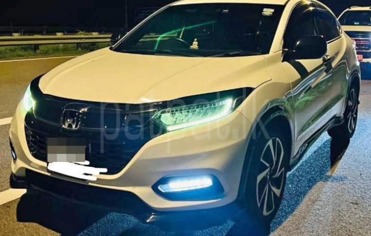 Honda Vezel 2018 -  SUV sale in Sri Lanka - patpat.lk
