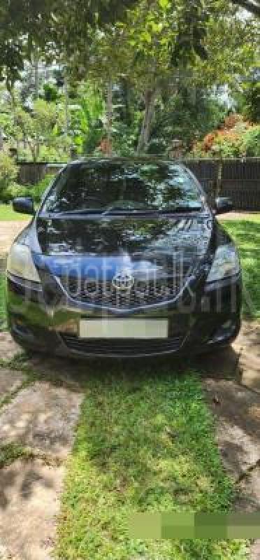 Toyota Yaris 2010 -  Car sale in Sri Lanka - patpat.lk