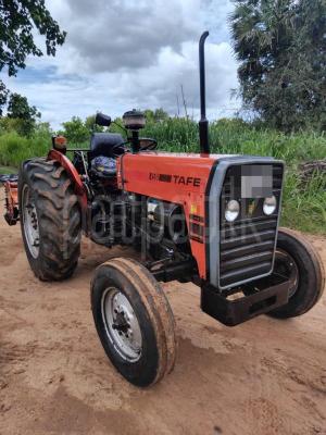 TAFE Tractor 2015 - பயன்படுத்தப்பட்டது நிலம் sale in Sri Lanka - patpat.lk