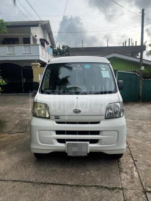 Daihatsu Hijet Cargo 2016 - பயன்படுத்தப்பட்டது வேன் sale in Sri Lanka - patpat.lk