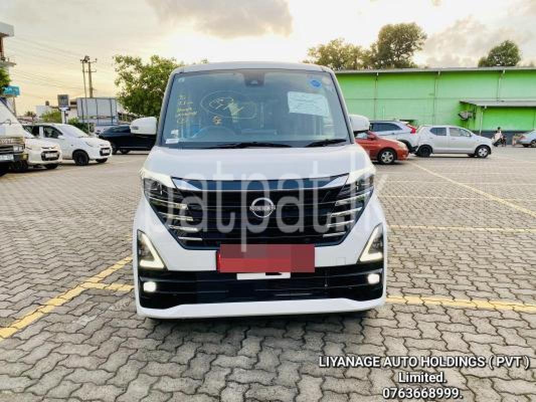 Nissan Roox 2023 -  கார் sale in Sri Lanka - patpat.lk
