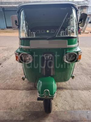 Bajaj Three Wheel 2013 -  ත්‍රිරෝද රථය sale in Sri Lanka - patpat.lk