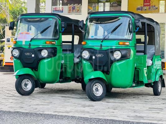 Bajaj Three Wheel 2025