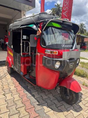 Bajaj Three Wheel 2016 - Used Three wheeler sale in Sri Lanka - patpat.lk