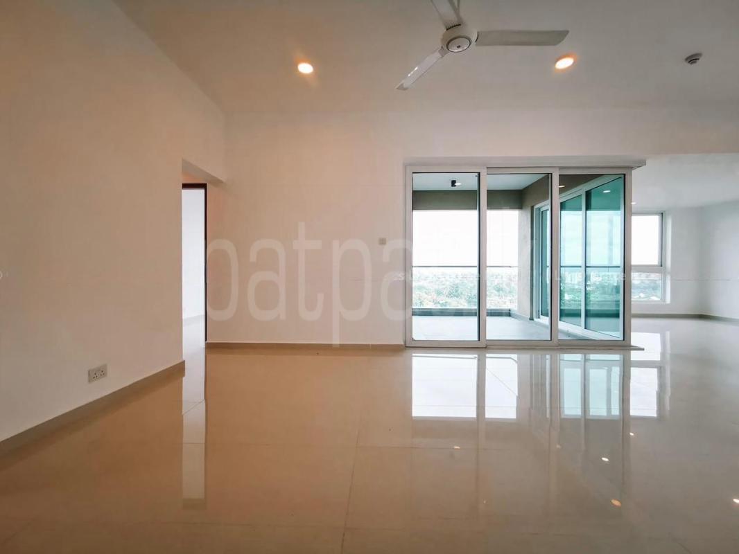 Semi Luxury Apartment for Sale in Rajagiriya