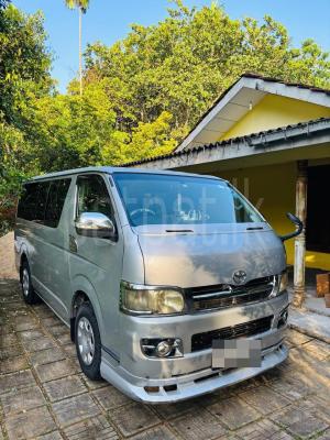Toyota Hiace 2007 - Used Van sale in Sri Lanka - patpat.lk