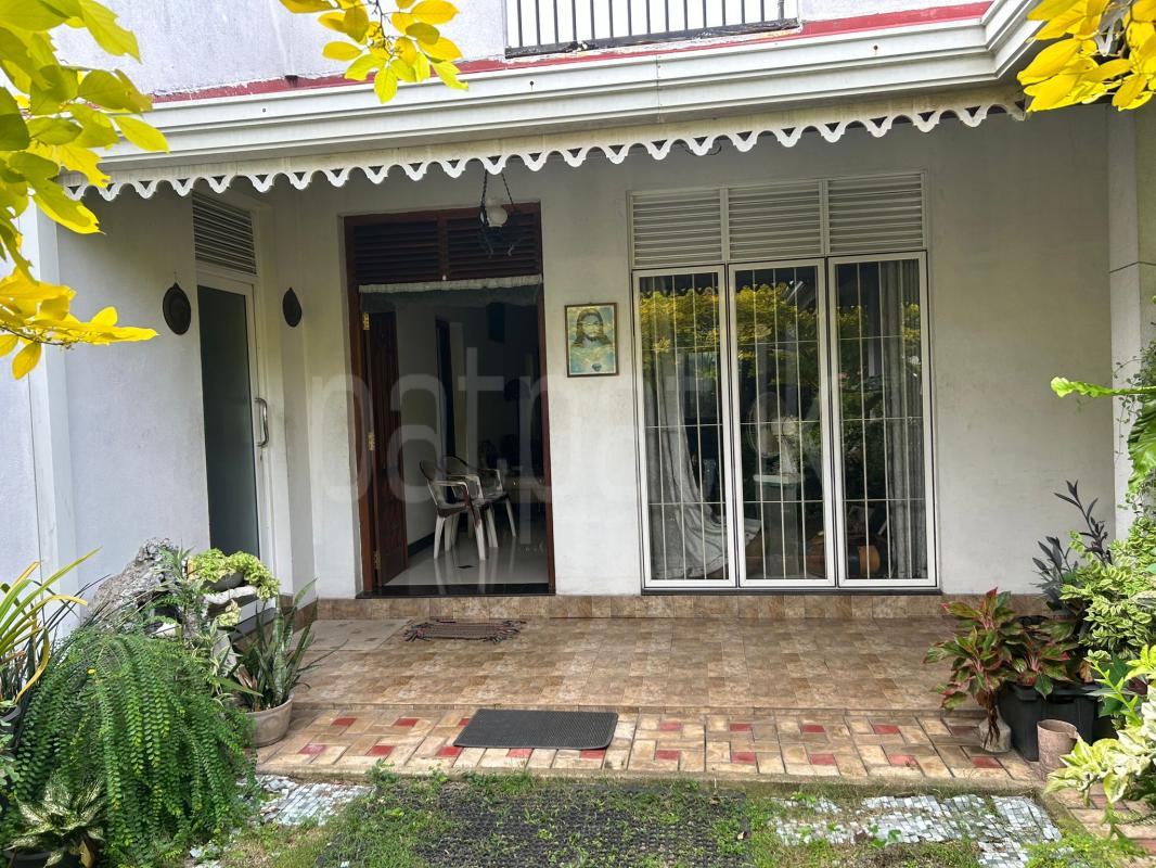 House for Sale in Wellawatta (Colombo 06)