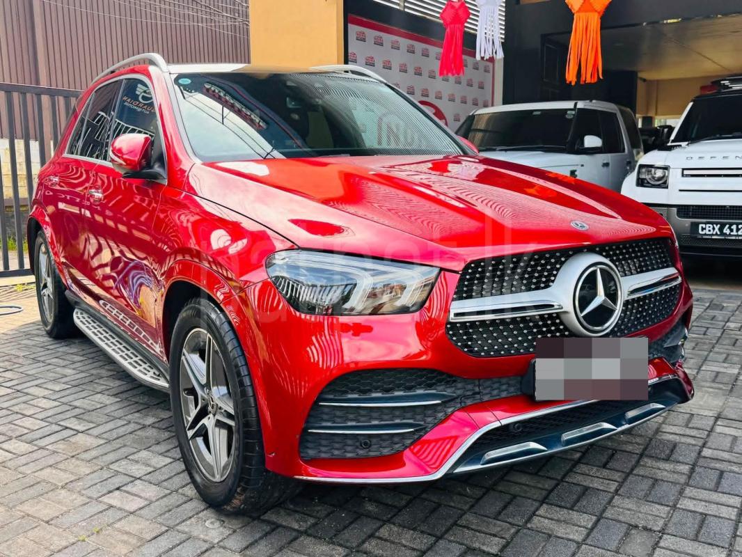 Mercedes Benz GLE300D 2019 -  SUV sale in Sri Lanka - patpat.lk