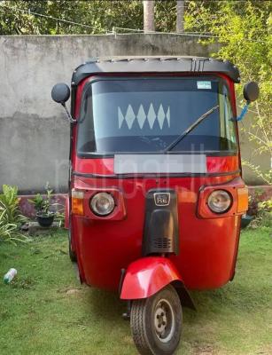 Bajaj Three Wheel 2013