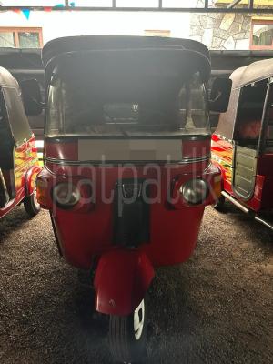 Bajaj 4 stroke 2012 - பயன்படுத்தப்பட்டது முச்சக்கர வண்டி sale in Sri Lanka - patpat.lk