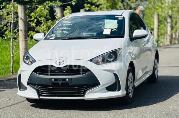 Toyota Yaris 2024 - අලුත් කාර් sale in Sri Lanka - patpat.lk