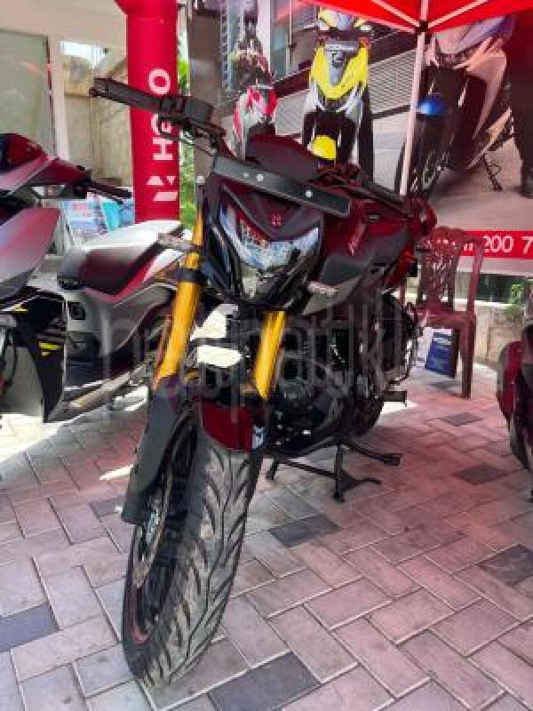 Hero Hunk 2026 -  Bike sale in Sri Lanka - patpat.lk