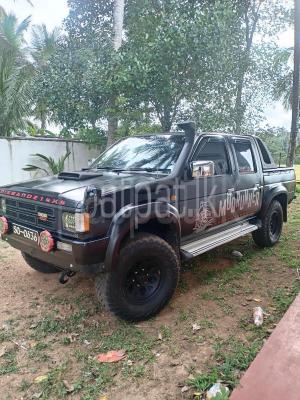 Nissan Double Cab 1985