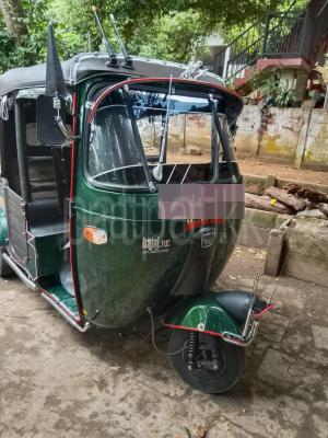 Bajaj Three Wheel 2000 - භාවිතා කරන ලද ත්‍රිරෝද රථය sale in Sri Lanka - patpat.lk
