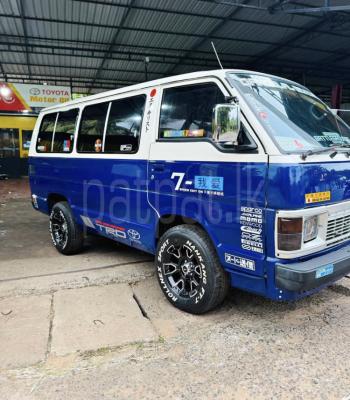 Toyota Hiace 1988 -  වෑන් රථය sale in Sri Lanka - patpat.lk