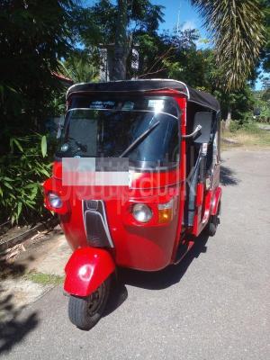Bajaj Three Wheel 2012