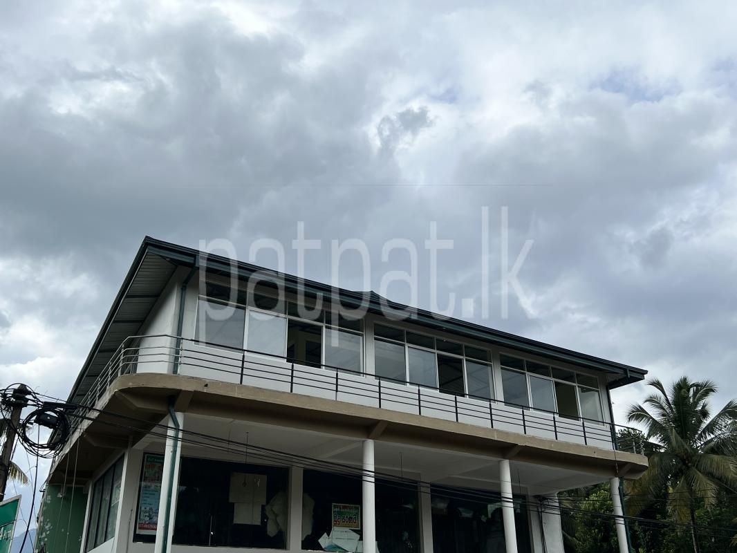Building for Rent in Ukuwela