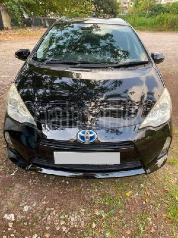 Toyota Aqua 2014 -  Car sale in Sri Lanka - patpat.lk