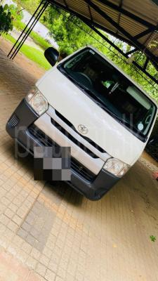 Toyota Hiace 2016 - Used Van sale in Sri Lanka - patpat.lk
