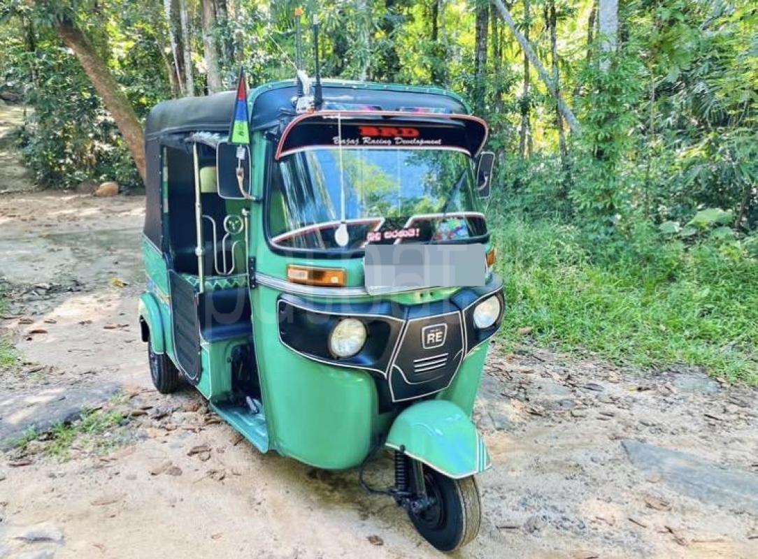 Bajaj 4 stroke 2015 - Used Three wheeler sale in Sri Lanka - patpat.lk