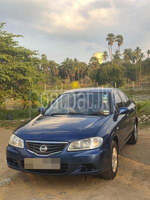 Nissan Sunny 2010
