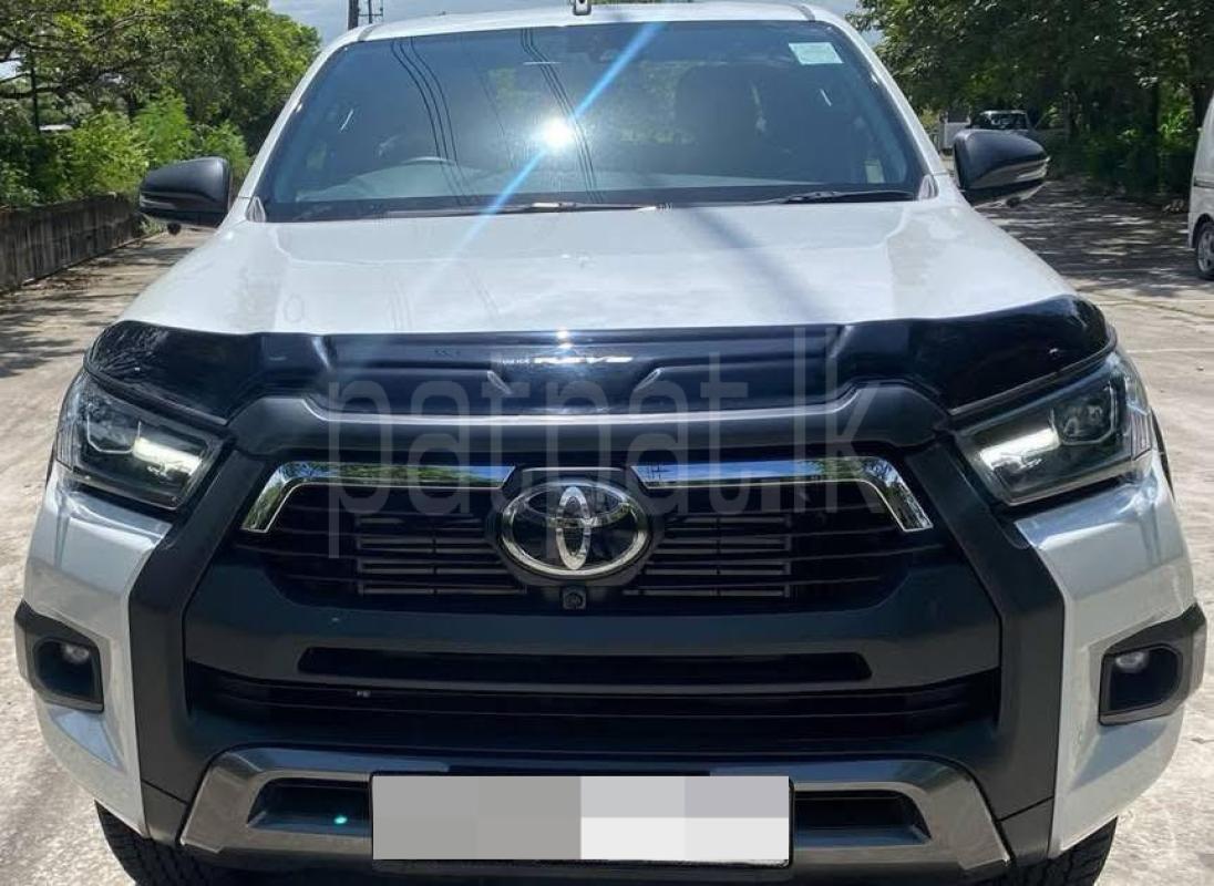 Toyota Hilux champ 2025 -  சரக்கு போக்குவரத்து sale in Sri Lanka - patpat.lk