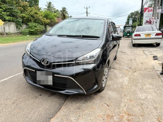 Toyota Vitz 2015 - භාවිතා කරන ලද කාර් sale in Sri Lanka - patpat.lk