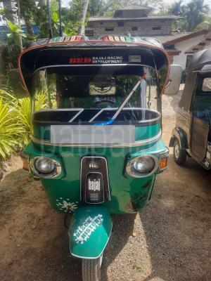 Bajaj Three Wheel 2011
