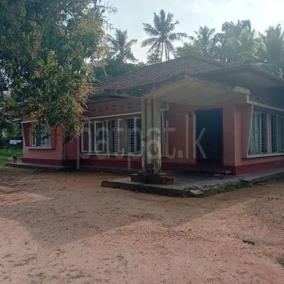 House for Sale in Polgampola