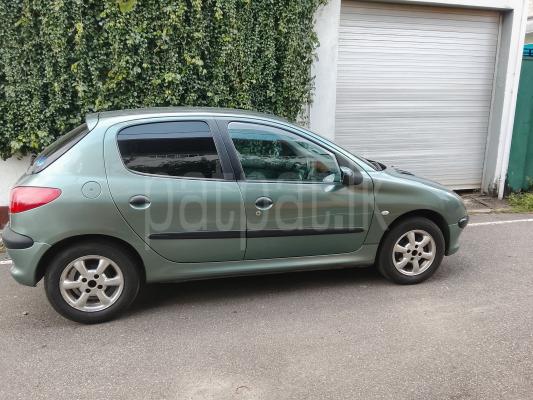 Peugeot 206 2002