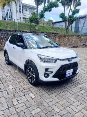 premium-listing-image