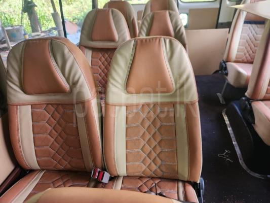 Toyota Coaster 2012
