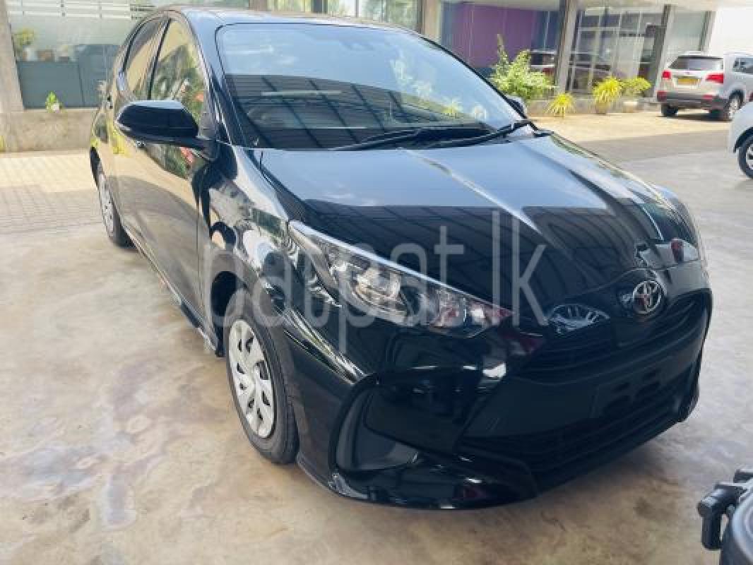 Toyota Yaris 2023 - மறுசீரமைக்கப்பட்டது கார் sale in Sri Lanka - patpat.lk