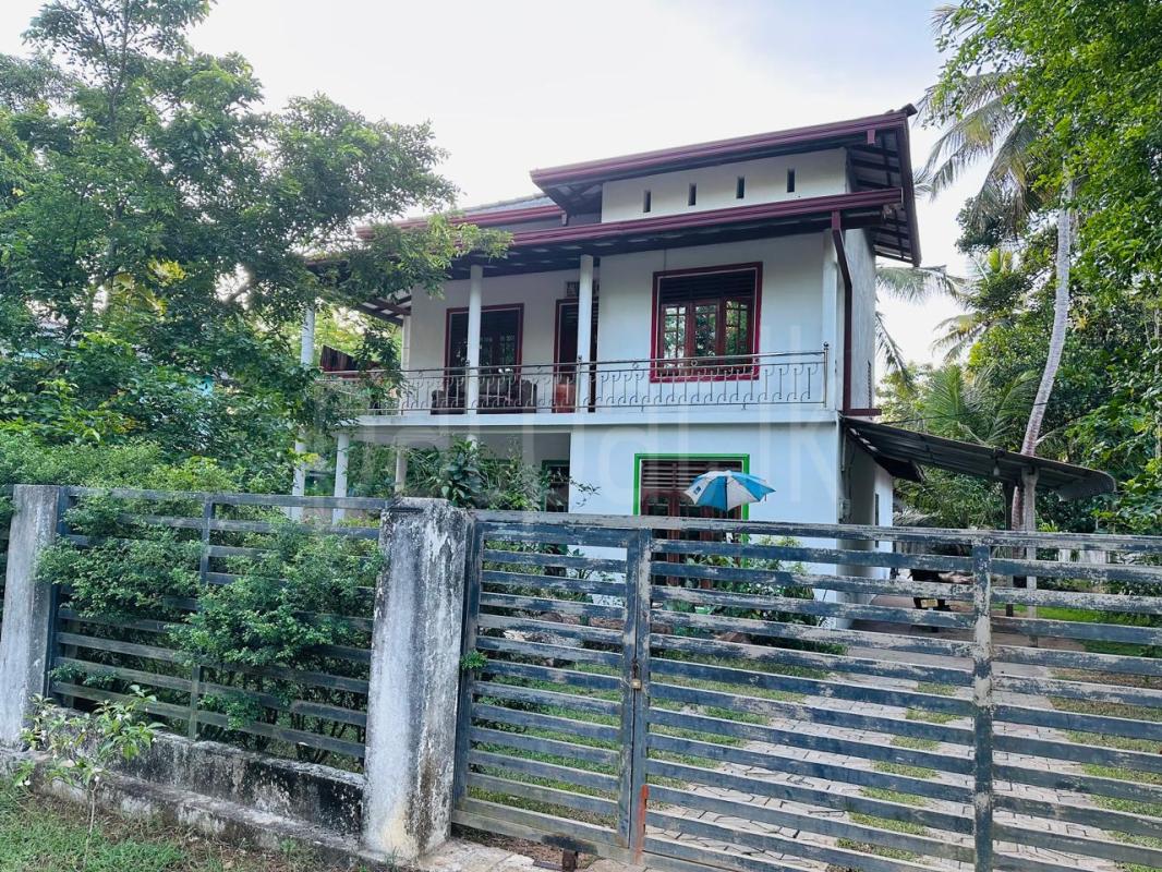 House for Sale in Uhana